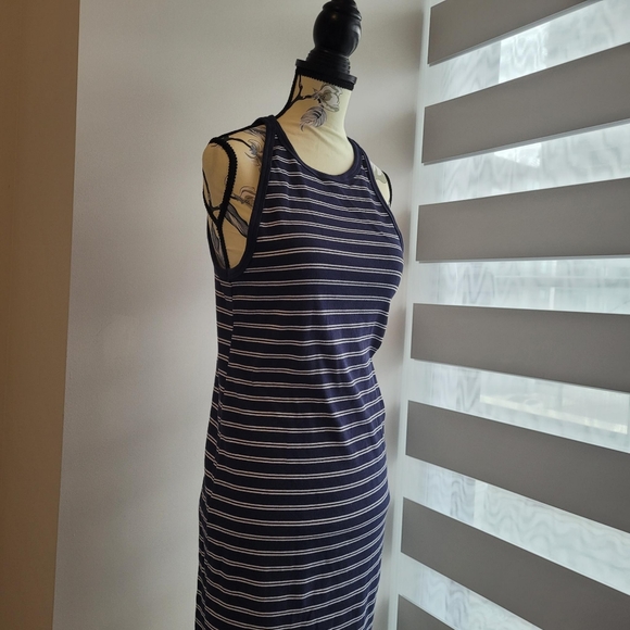 Old Navy Haltered Midi Dress - Picture 3 of 5
